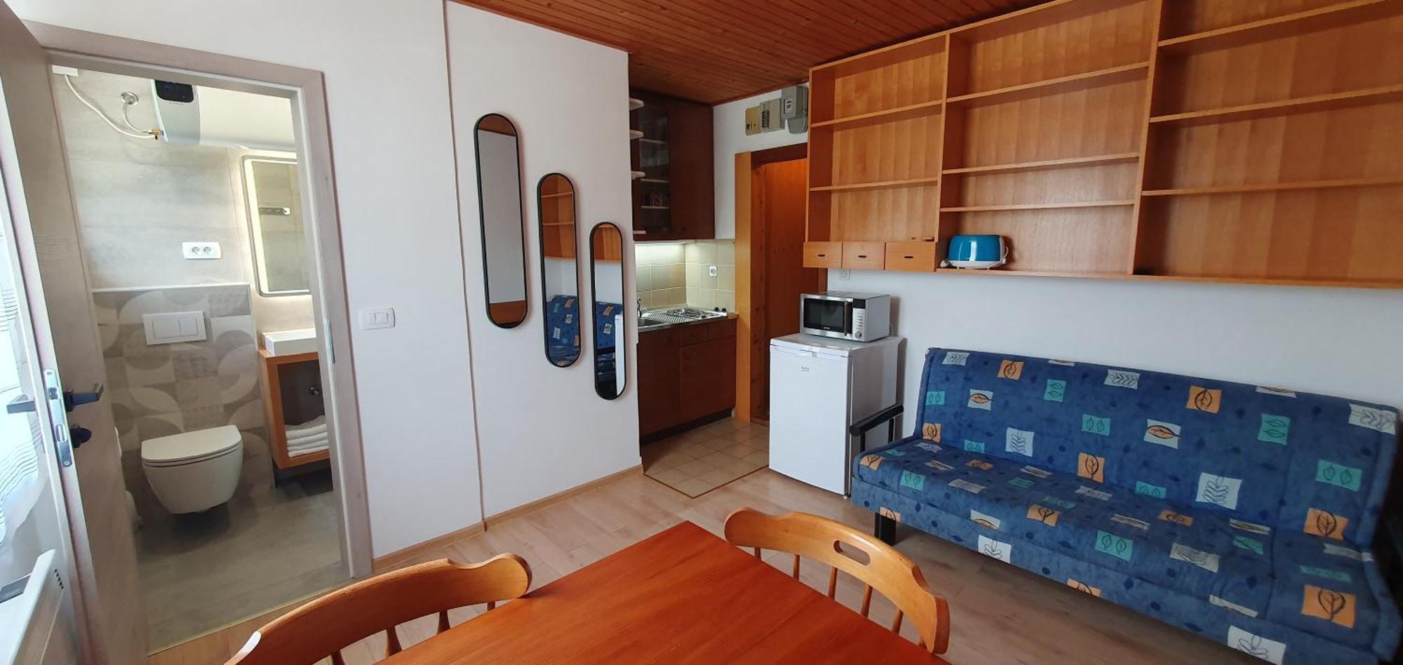 Apartments And Rooms Milena Kranjska Gora Rum bild